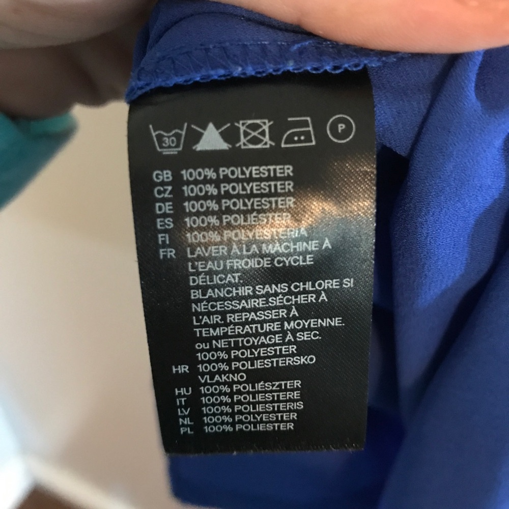 H&M Flowy Button Up - Picture 4 of 4